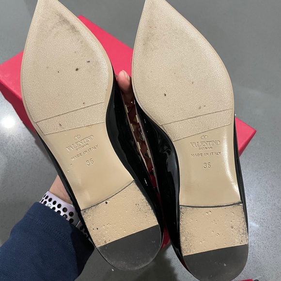 (SOLD) Valentino Garavani Rockstud Flats - Picture 7 of 11